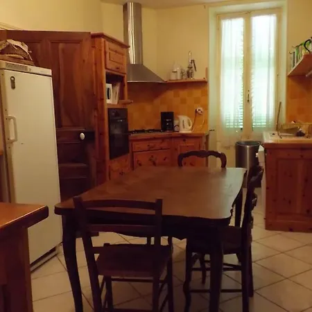 Holiday home Grande Maison Familiale Xixieme *